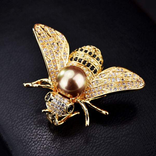 Gold Little Bee Crystal Pearl Brooch Jewelry 1