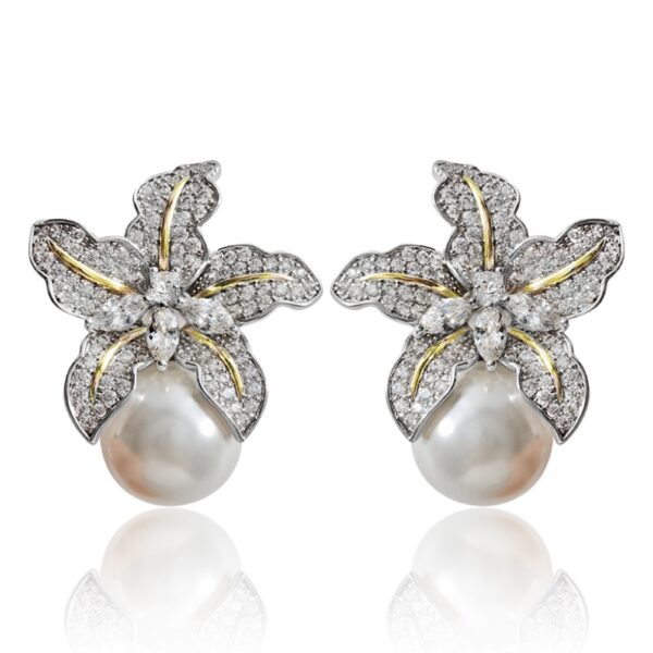 Imitation Pearl Flower Women Earrings