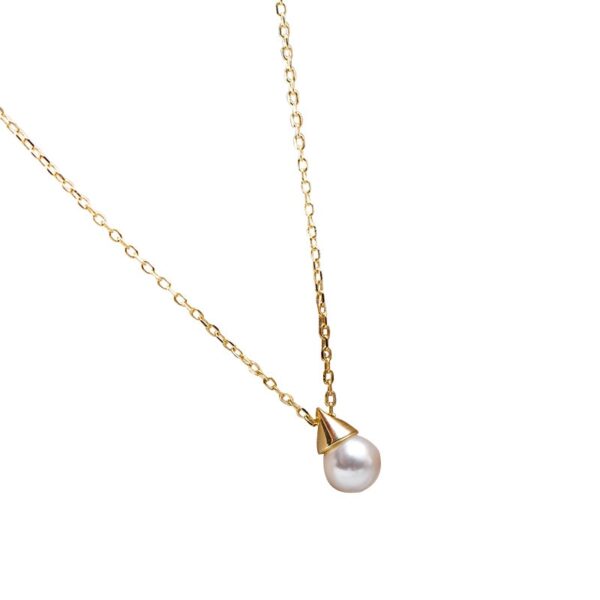 Simple Gold Necklace with One Single Pearl 5