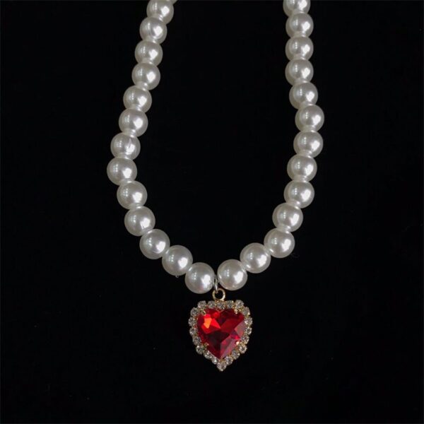 Trendy Vintage Red Crystal Love Heart Pendant Necklace 2
