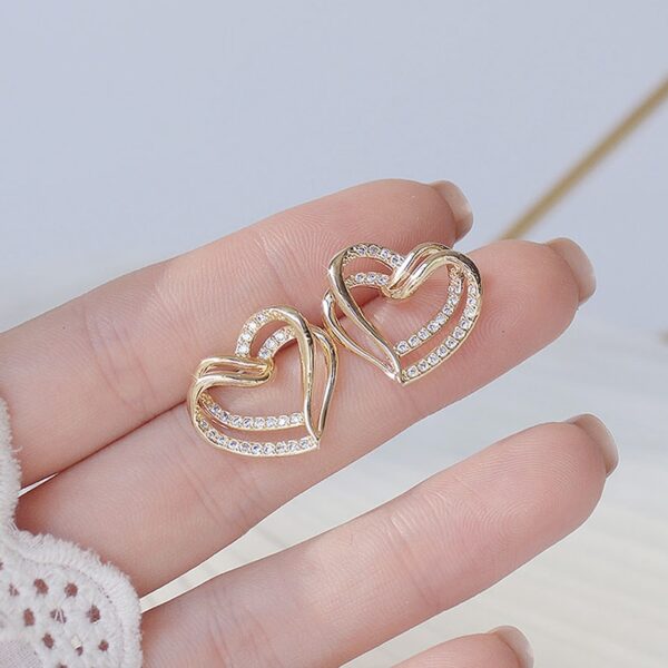 Creative Laminated Staggered Gold Color Peach Heart Micro Zircon Earrings 1