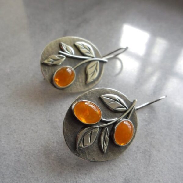 Vintage Amber Stone Earrings Engraved With Orange Leaf 1