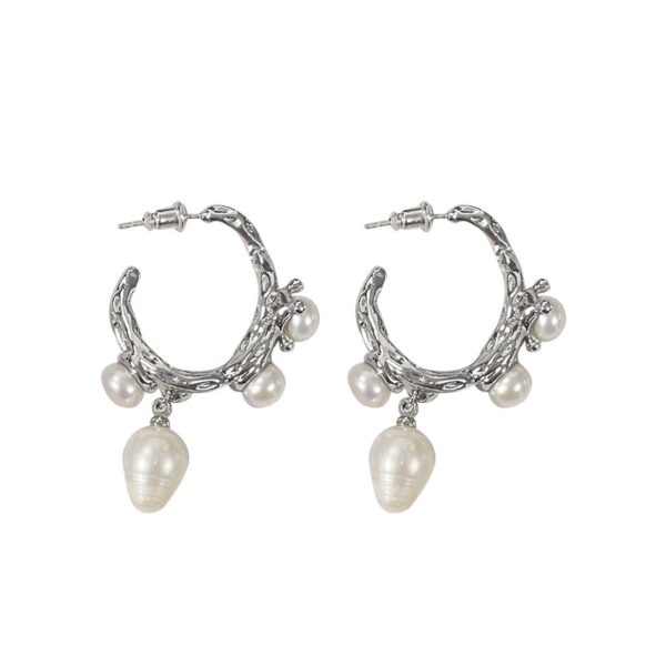 French Barock Pearl Earrings 3