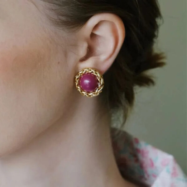 Round luxury stud earrings for women (1)