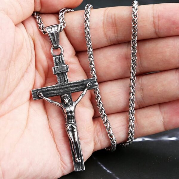 Jesus Cross Pendant Necklace for Men (3)