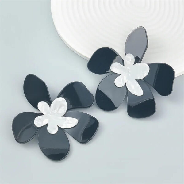 Romantic Oversized Acrylic Black Flower Stud Earrings