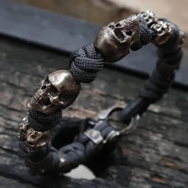 Vintage Skull Head Woven Paracord Bracelet for Men