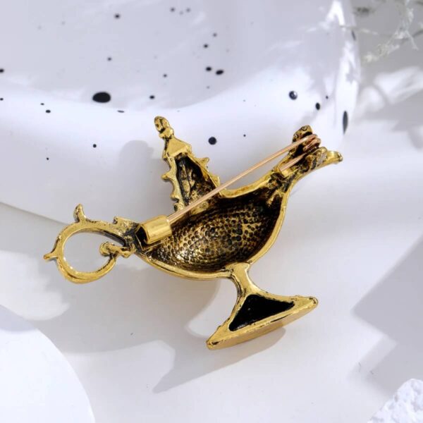 Classic Arabian Gold Aladdin Magic Lamp Brooch (1)