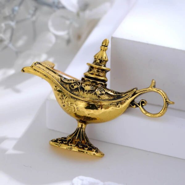 Classic Arabian Gold Aladdin Magic Lamp Brooch (2)