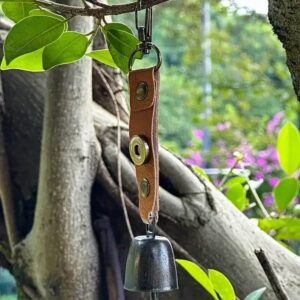 Outdoor rustic leather repellent bear bell keychain