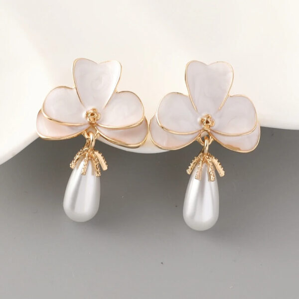 White Floral Clover Enamel Petal Drop Pearl Charm Earrings