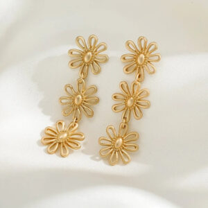 Retro Triple Daisy Drop Earrings Gold 5cm Long