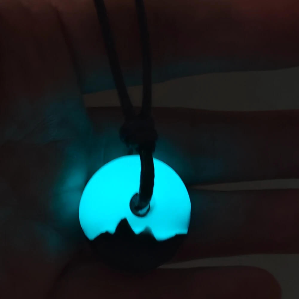 Glow Disc Pendant Necklace With Mountain Edge Design Glow Disc Pendant Necklace With Mountain Edge Design